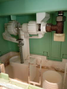 Photo de galerie - Installation/Réparation système de réservoir d'eau WC (toutes marques)