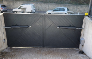 Photo de galerie - Installation kit ATS CAME / ouverture extérieur 