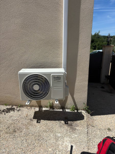 Photo de galerie - Installation climatisation 3,5 kw 