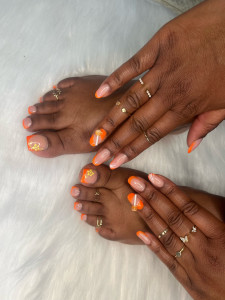 Photo de galerie - Gainage sur les mains et pieds et rallongement gros orteils 