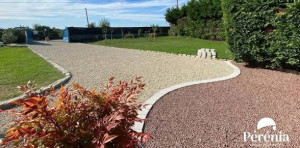 Photo de galerie - Nous avons terminé cette création de jardin et d’aller en gravier