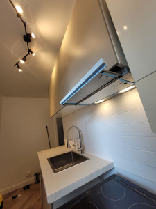 Photo de galerie - Montage des cuisines 