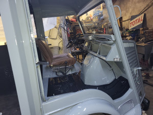 Photo de galerie - Restauration citroen HY 1971