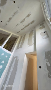 Photo de galerie - Salle de bains plaques de plâtre et finition bande à joint placo