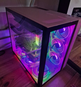 Photo de galerie - Montage d'un pc gaming style aquarium rose ? ? 