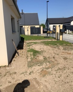 Photo de galerie - Terrassement en vue de pose de pavé par le client. 