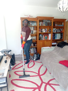 Photo de galerie - Je passe l’aspirateur 