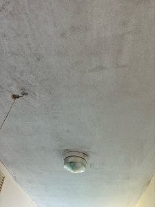 Photo de galerie - Plafond après nettoyage 