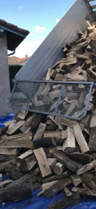 Photo de galerie - Bonjour, vends bois de chauffage sec depuis 24 mois je réside à Mongauzy très proche la Réole n’hésitez pas à me contacter pour plus d’informations. Merci