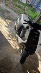 Photo de galerie - Bonjour je sais tout faire sur un scooter 2t je fait un peux de 4t mes pas beaucoup trop complexe je fait aussi de la mécanique sur les voitures 