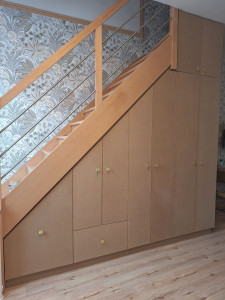 Photo de galerie - Création de placard sous escalier 