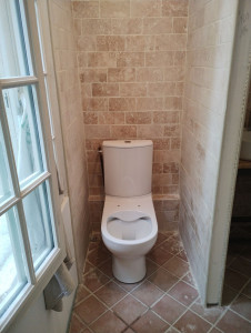 Photo de galerie - Pose d'un nouveau wc