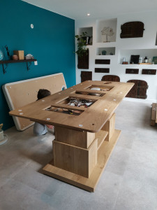 Photo de galerie - Montage d'une table de massage .