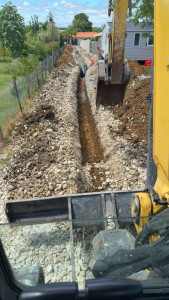 Photo de galerie - Trancher pour viabiliser un terrain en construction 