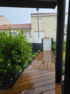 Photo de galerie - Terrasse bois plus jardin 