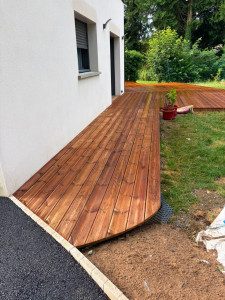 Photo de galerie - Création d’environ 100m2 de terrasse bois