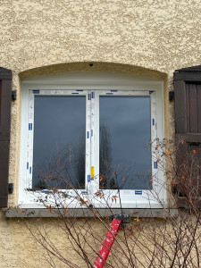 Photo de galerie - Changement de fenêtre double vitrage en pvc blanc 