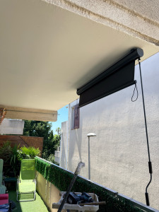 Photo de galerie - Installation store de balcon