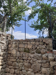 Photo de galerie - Mur remonté en pierres