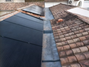 Photo de galerie - Réparation de chez nous zinc avec bande chauffée au chalumeau étanche nettoyage de fin de chantier