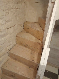 Photo de galerie - Parquet escalier avant