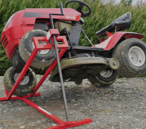 Photo de galerie - Réparation tracteur tondeuse autoportée