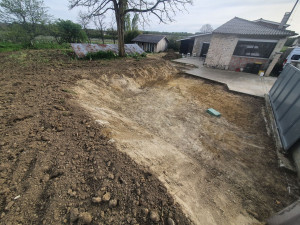 Photo de galerie - Terrassement, nivellement, préparation terrain avant semi 
