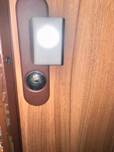 Photo de galerie - Ouverture d’une porte fermée à clef sans abîmer la serrure 