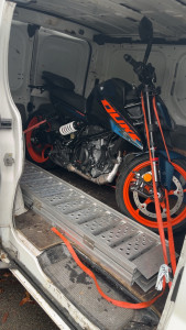 Photo de galerie - Spécialisé dans le transport moto