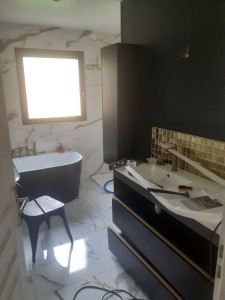 Photo de galerie - Réfection complète d'une salle de bains. 