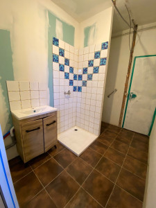 Photo de galerie - Pose de faïences salle de bain 