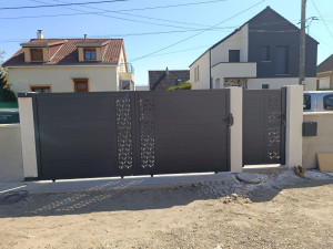 Photo de galerie - Montage et pose d'un portail et d'un portillon 
