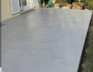Photo de galerie - Dalle en béton pour terrasse 