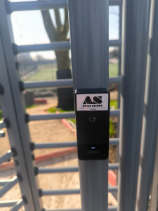 Photo de galerie - LECTEUR DE BADGE POUR CONTROLER L'ACCES SUR LE CHANTIER