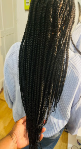 Photo de galerie - Tresses knotless type rasta