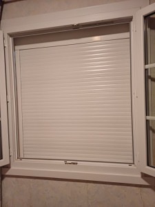 Photo de galerie - Nettoyage volets roulant 