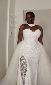 Photo de galerie - Ma Collection pour mon catalogue création sur mesure robes de mariée. Disponible en visite sur visite.