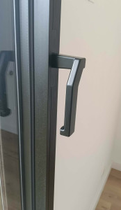 Photo de galerie - Nettoyage huisseries après travaux 