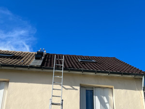 Photo de galerie - Pause d’une résine colorée sur toiture