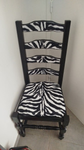 Photo de galerie - Customisation complète d'une chaise