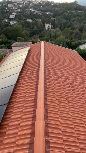 Photo de galerie - Changement de toiture plus panneaux solaires 