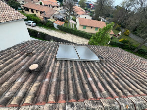 Photo de galerie - Avant le nettoyage de la toiture