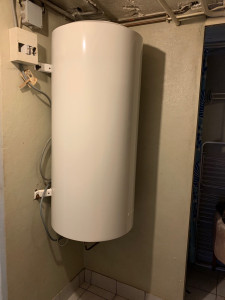 Photo de galerie - Remplacement d’une cumulus de 200l et de son groupe de sécurité avec raccordement 