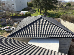 Photo de galerie - Réalisation d'une couverture 
