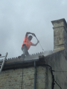 Photo de galerie - Nettoyage d’une toiture 