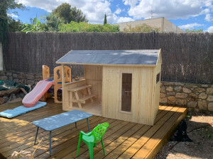Photo de galerie - Réalisation terrasse bois et cabane pour enfant 