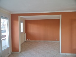 Photo de galerie - Detapissage/mise en peinture bicolore