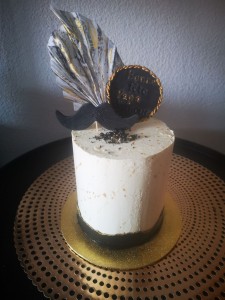 Photo de galerie - A l'occasion de la fête des pères, un chiffon cake vanille, compoté de fruit de la passion mangue avec morceaux de mangue 