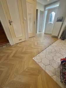 Photo de galerie - Reprise de pose parquet stratifié 