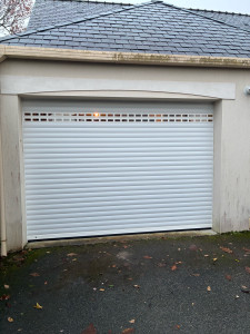 Photo de galerie - Porte de garage enroulable